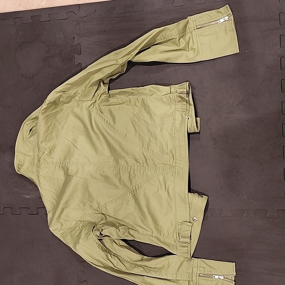 Jacket - Picture 3 of 3